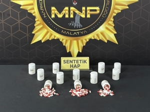 malatyada-uyusturucu-saticilarina-yonelik-operasyon-2-kisi-tutuklandi-YD9RCmdU.jpg