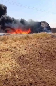 mardin-yangininda-25-ton-saman-ve-300-sulama-borusu-kul-oldu-F47uf6dD.jpg