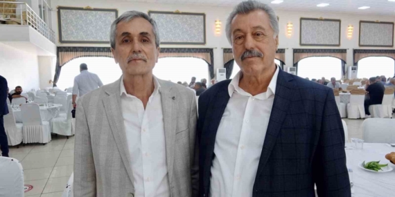 Mardin'de 21 Yıllık Kan Davası Tarih Oluyor: Barışın Kazanıldığı An Mardin’de 21 Yıllık Kan Davası Tarih Oluyor: Barışın Kazanıldığı An