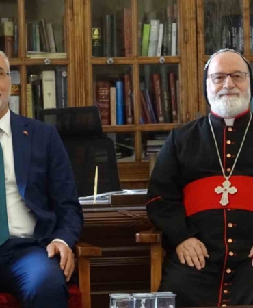 mardinde-bakan-isikhandan-din-temsilcileri-ile-onemli-toplanti-ktCgbFNK.jpg