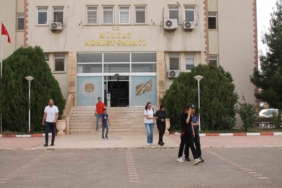 mardinde-kiz-kardeslerin-altin-hirsizligi-servet-degerinde-calintilarla-yakalandilar-Avr9MfjG.jpg