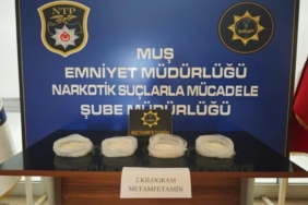 musta-uyusturucu-operasyonu-iki-sahis-gozaltina-alindi-FZw1MVq8.jpg