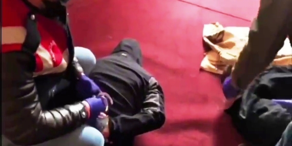 Sahte Kargo Acentesiyle Uyuşturucu Sevkiyatı: Tutuklu Sayısı 9'a Ulaştı Sahte Kargo Acentesiyle Uyuşturucu Sevkiyatı: Tutuklu Sayısı 9’a Ulaştı