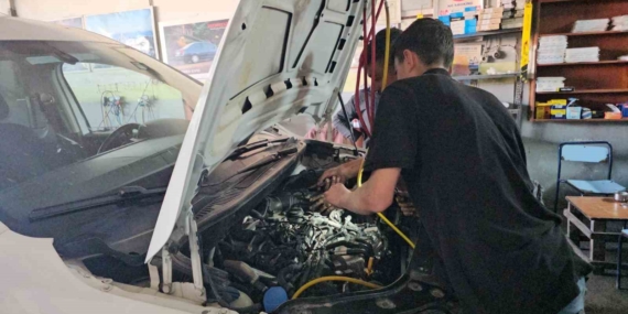 Sıcak Havalarda Oto Klima Gazına Artan Talep: Sanayi Sektöründeki Gelişmeler Sıcak Havalarda Oto Klima Gazına Artan Talep: Sanayi Sektöründeki Gelişmeler