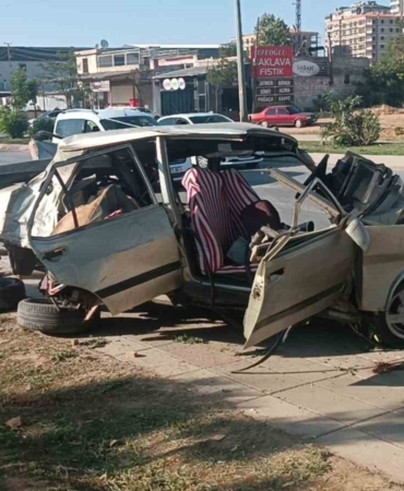 tofasin-karsi-seride-savrulmasi-zincirleme-kazaya-yol-acti-1-agir-10-yarali-RUKYQs8z.jpg