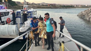 van-golunde-akintiya-kapilan-genc-kahramanlar-tarafindan-kurtarildi-ggpsOclO.jpg