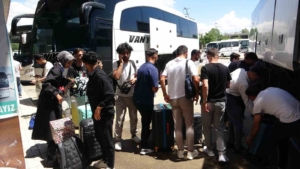 van-otogarinda-bayram-yogunlugu-zirveye-ulasti-YAe2TYQc.jpg