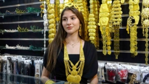 vanda-dugunlerin-yeni-trendi-essiz-imitasyon-takilar-4IMD39zC.jpg