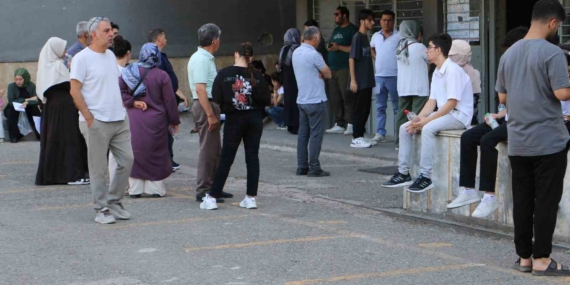 YKS Maratonu: İlk Adım TYT ile Atıldı YKS Maratonu: İlk Adım TYT ile Atıldı