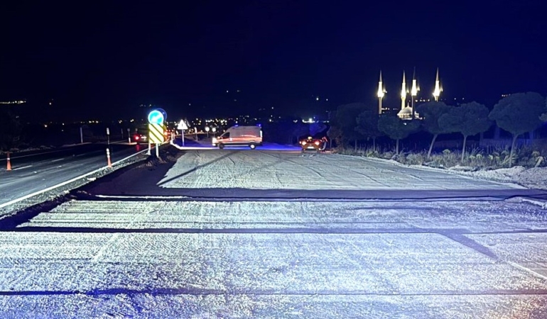 yol-calismasi-alanina-dusen-otomobil-1-yarali-DOmmBbar.jpg