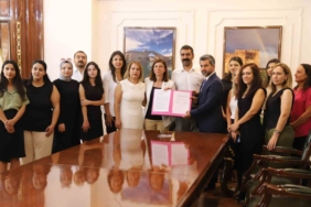 733-kadin-icin-adli-yardim-basvurusu-adalet-arayisinda-yeni-bir-adim-P9yOhG7w.jpg