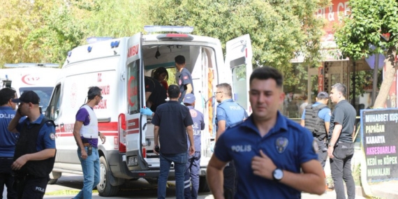 Elazığ'da Polisle Çatışan Şahıs Etkisiz Hale Getirildi, 1 Polis Yaralı Elazığ’da Polisle Çatışan Şahıs Etkisiz Hale Getirildi, 1 Polis Yaralı