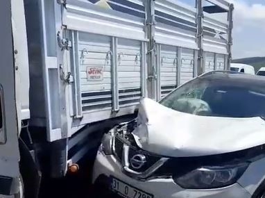 Ardahan'da Kamyonet ve Otomobil Çarpıştı: Yaralı Sayısı 1'e Yükseldi Ardahan’da Kamyonet ve Otomobil Çarpıştı: Yaralı Sayısı 1’e Yükseldi