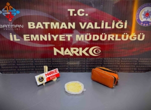 batman-havalimaninda-uyusturucu-yakalandi-yolcunun-uzerinde-sok-edici-bulgu-R81UlmKe.jpg