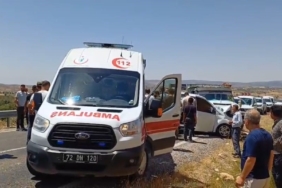 batmanda-iki-arac-carpisti-2-yarali-Rfaj9IeK.jpg