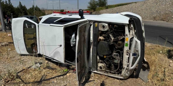 Batman'da Piknik Yolunda Meydana Gelen Kazada 5 Kişi Yaralandı Batman’da Piknik Yolunda Meydana Gelen Kazada 5 Kişi Yaralandı