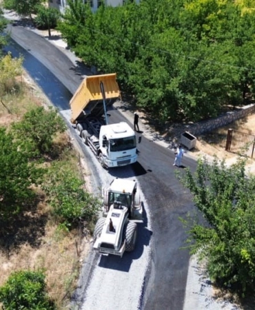 battalgazide-asfalt-yenileme-seferberligi-devam-ediyor-xMnCmqnv.jpg