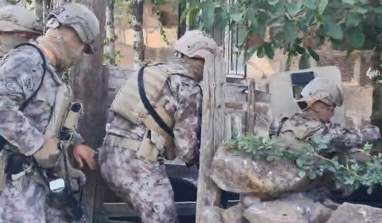 bitliste-suc-sebekesine-yonelik-operasyonda-22-gozalti-jHCAwKLq.jpg