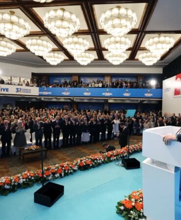 cumhurbaskani-erdogan-buyuk-ve-guclu-turkiyenin-yeni-ufku-kE82PV4Y.jpg