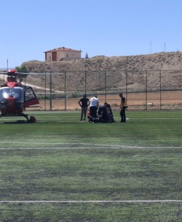 darendede-acil-durum-fenalasan-hasta-hava-ambulansiyla-malatyaya-ulastirildi-5OGrtXVA.jpg