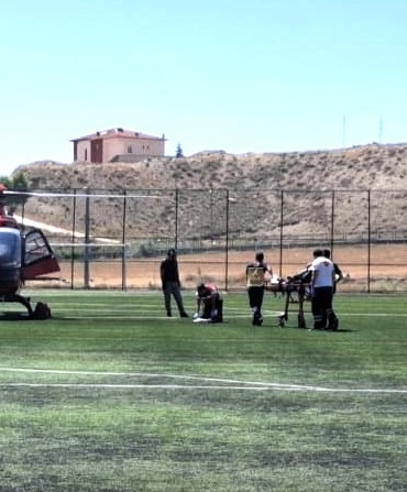 darendede-eli-kesilen-vatandas-ambulans-helikopterle-malatyaya-ugurlandi-fiwrpm4H.jpg
