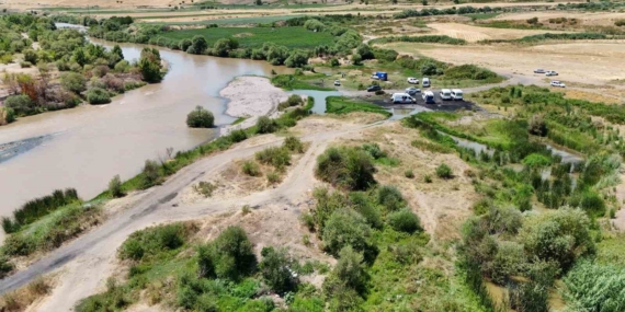 Dicle Nehri'nde Kayıp Genç İçin Havadan Arama Çalışmaları Dicle Nehri’nde Kayıp Genç İçin Havadan Arama Çalışmaları