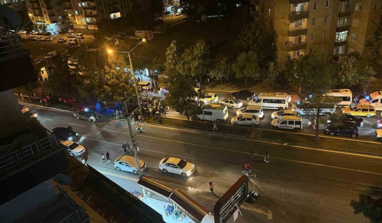 diyarbakirda-yunus-polislerinin-kaza-ani-3-yarali-uY51hzuN.jpg