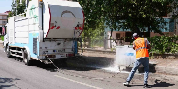 Elazığ Belediyesi, Ataşehir Mahallesi'nde Kapsamlı Temizlik Faaliyetlerine Başladı Elazığ Belediyesi, Ataşehir Mahallesi’nde Kapsamlı Temizlik Faaliyetlerine Başladı