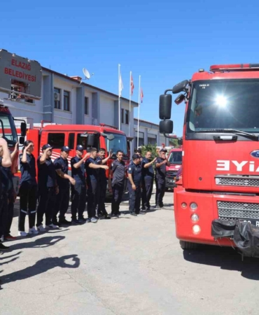 elazig-belediyesi-hataydaki-orman-yanginina-destek-oluyor-WNa52HpJ.jpg