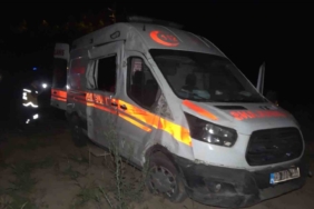 elazigda-ambulans-sarampole-uctu-iki-yaralinin-yasam-mucadelesi-qykIh7hp.jpg