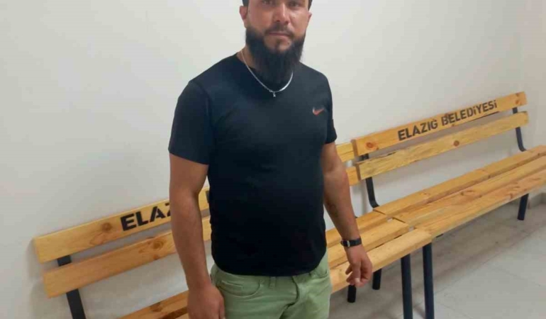 elazigda-aranan-sahis-zabita-ekiplerince-basariyla-ele-gecirildi-b9pNIF7e.jpg
