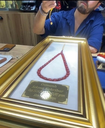 elazigda-milyonluk-osmanli-kehribari-tespihler-ilk-kez-sergilendi-4TWsraIR.jpg