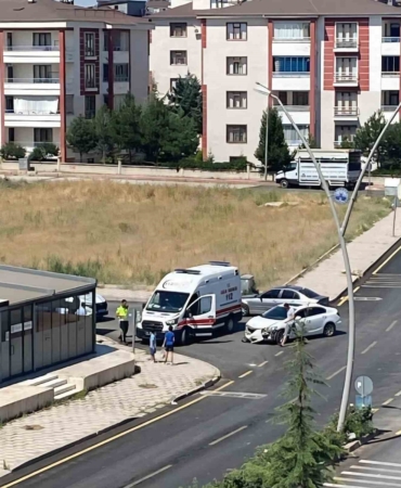 elazigda-trafik-kazasi-bir-yarali-olayin-detaylari-WsbPA6tp.jpg