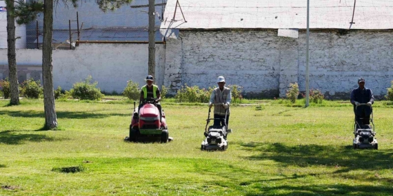 Elazığ'daki Aksaray Mesire Alanı'na Yenilikçi Bakım Uygulamaları Elazığ’daki Aksaray Mesire Alanı’na Yenilikçi Bakım Uygulamaları