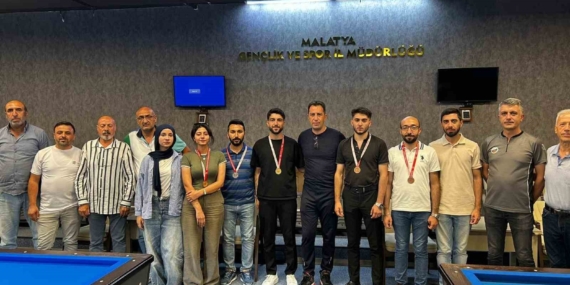 Elazığlı Bilardo Sporcusu, Büyük Başarıya İmza Attı Elazığlı Bilardo Sporcusu, Büyük Başarıya İmza Attı