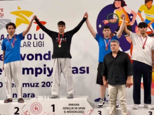elazigli-taekwondo-sporculari-turkiye-3uncusu-olarak-tarih-yazdi-VwMDykJT.jpg