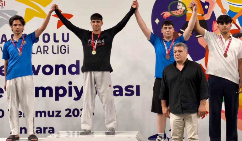 elazigli-taekwondo-sporculari-turkiye-3uncusu-olarak-tarih-yazdi-VwMDykJT.jpg