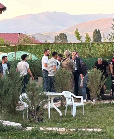 erzurumda-sinema-gibi-operasyon-cinayet-zanlisi-yakalandi-n31n2y2B.jpg