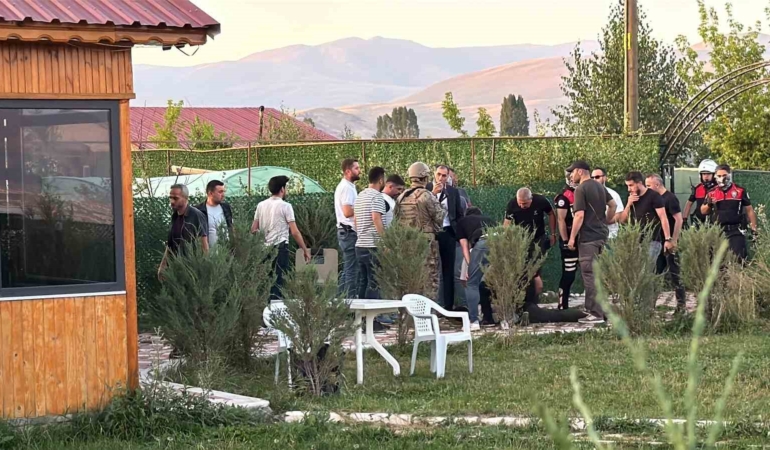 erzurumda-sinema-gibi-operasyon-cinayet-zanlisi-yakalandi-n31n2y2B.jpg