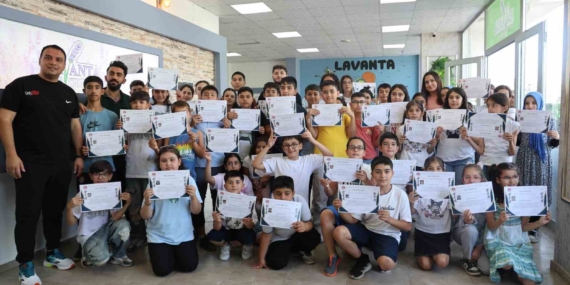 Gakgo Spor Kulübü'nde Başarı Gösteren 67 Sporcunun Sertifika Töreni Gakgo Spor Kulübü’nde Başarı Gösteren 67 Sporcunun Sertifika Töreni