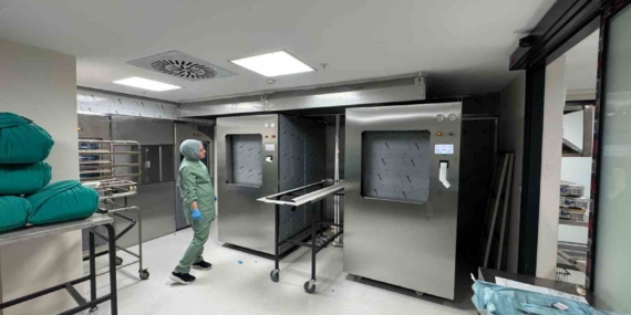 Gazi Yaşargil Eğitim ve Araştırma Hastanesi'nde Sterilizasyon Birimi Modernizasyon Geçirdi Gazi Yaşargil Eğitim ve Araştırma Hastanesi’nde Sterilizasyon Birimi Modernizasyon Geçirdi
