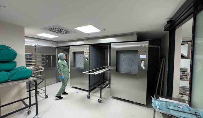 gazi-yasargil-egitim-ve-arastirma-hastanesinde-sterilizasyon-birimi-modernizasyon-gecirdi-W9CAEMIc.jpg