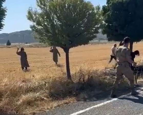 gaziantepte-kaza-yapan-araca-mudahale-eden-jandarmaya-saldiri-WPe18xVE.jpg