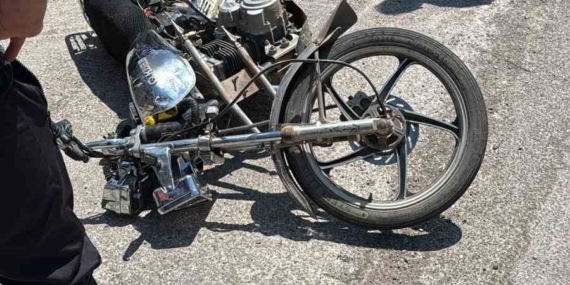 Gaziantep'te Motosiklet ve Otomobil Çarpışması: 2 Kişi Yaralandı Gaziantep’te Motosiklet ve Otomobil Çarpışması: 2 Kişi Yaralandı