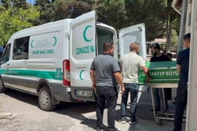 gaziantepte-tirin-traktore-carpmasi-sonucu-1-olu-1-yarali-VsNhRjAu.jpg