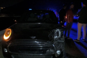 Gercüş'te İki Araç Kafa Kafaya Çarpıştı: Kaza Anı ve Sonrası gercuste-iki-arac-kafa-kafaya-carpisti-kaza-ani-ve-sonrasi-yOYSSG74.jpg