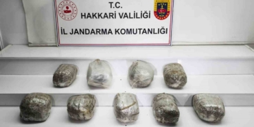 hakkaride-14-kilo-skunk-maddesi-yakalandi-uyusturucu-operasyonu-basariyla-tamamlandi-ZlBINv2H.jpg