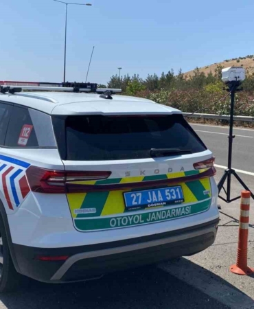 hiz-sinirini-asan-suruculere-uygulanan-cezalar-artiyor-R1j3lwKm.jpg