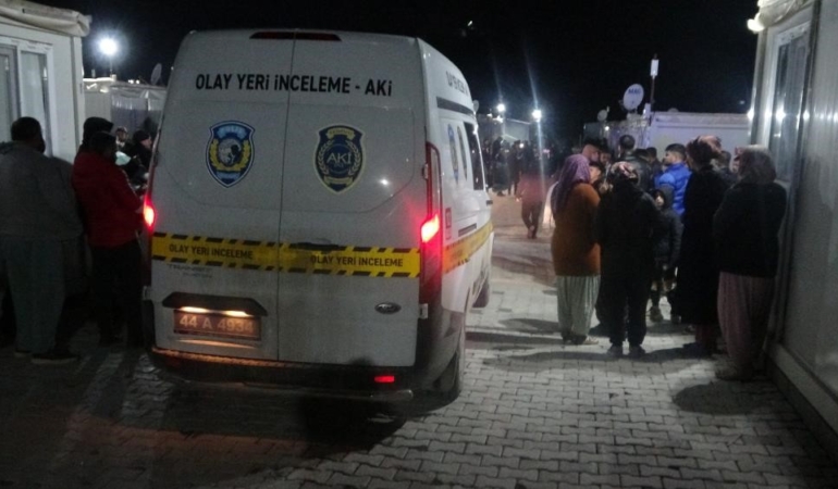 husumetlilerin-silahli-kavgasi-kanli-sonuclandi-1-kisi-yaralandi-9xYAlH7y.jpg