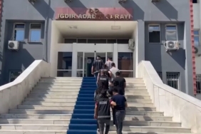 igdir-ve-kayseride-yetenekli-dolandiricilik-agi-cozuldu-5-kisi-tutuklandi-aXsFuZnu.jpg